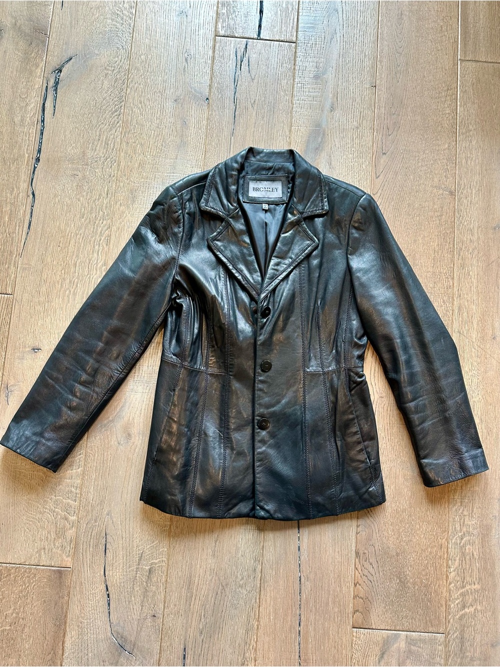 VINTAGE Women's Black Leather Button-Front Jacket